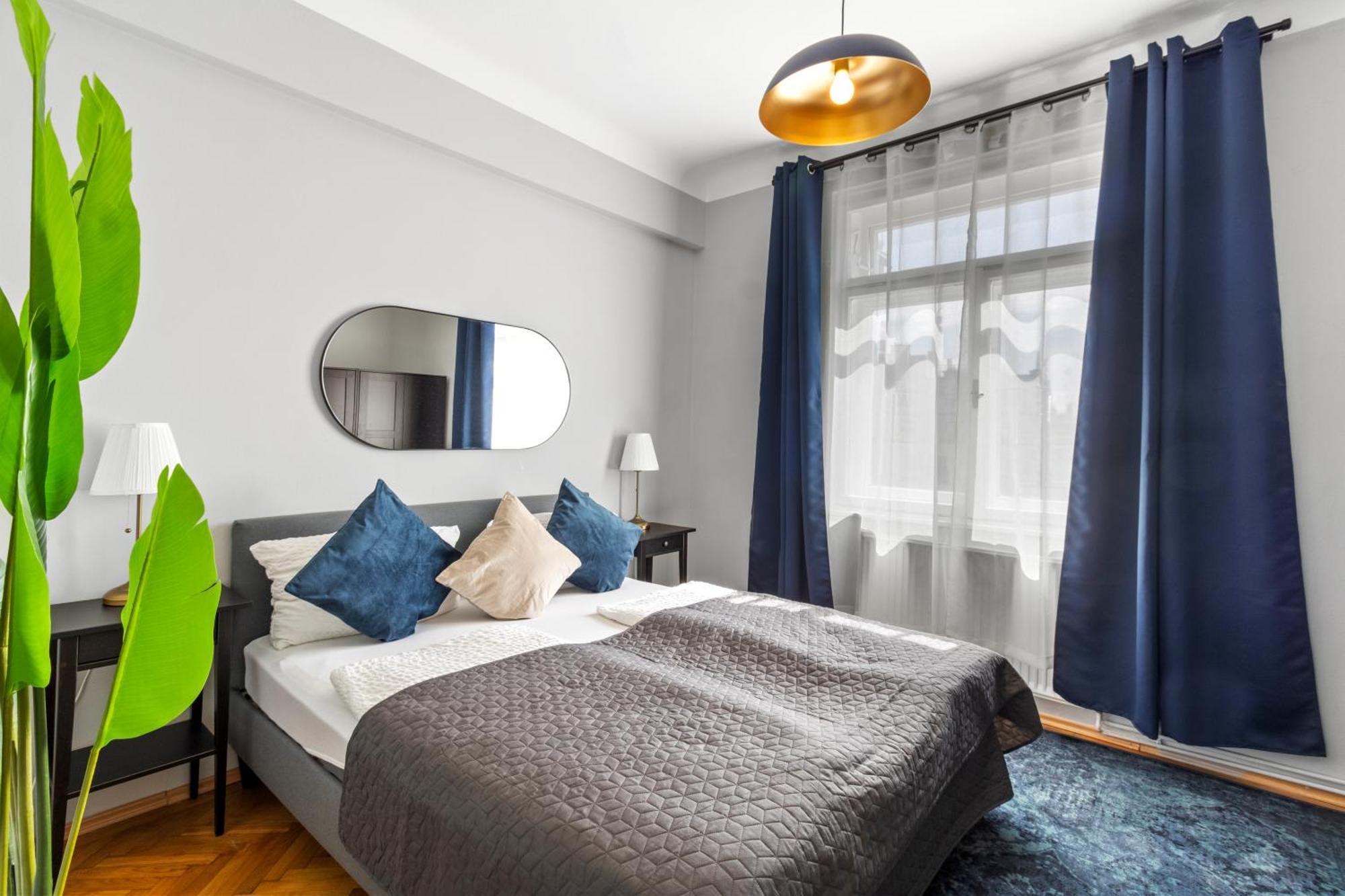 Apartment French Balcony - 45m² - Szeneviertel Wien